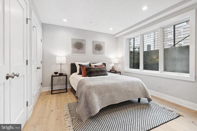 Foto del edificio - 5305 Connecticut Ave NW