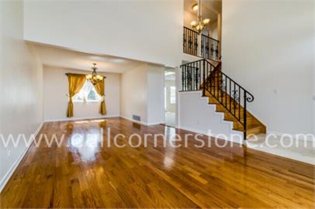 Foto del edificio - 3375 Brunswick Dr