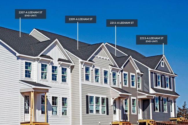 Foto del edificio - Brand New Crozet End-Unit Townhome - Bring Your Pets!