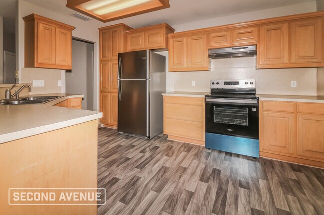 Foto del edificio - 1968 Westwood Dr