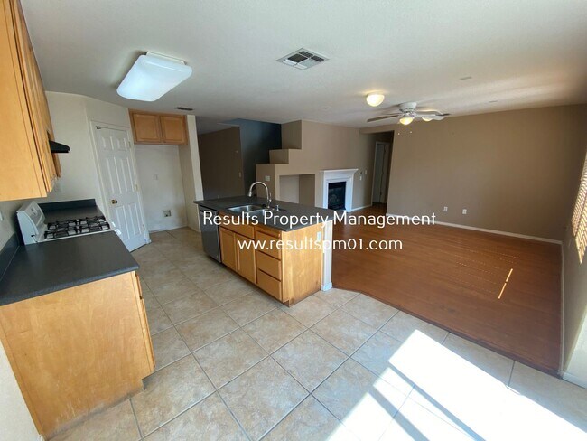 Building Photo - 4 br, 3 bath House - 1772 Tatiana St