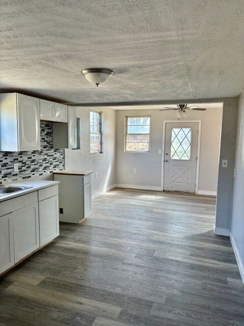 Foto del edificio - 613 SW 1st St