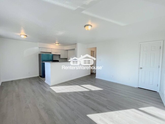 Building Photo - 7441 Fenner St