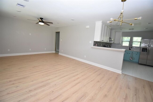 Foto del edificio - 5430 N Crooked Creek Dr
