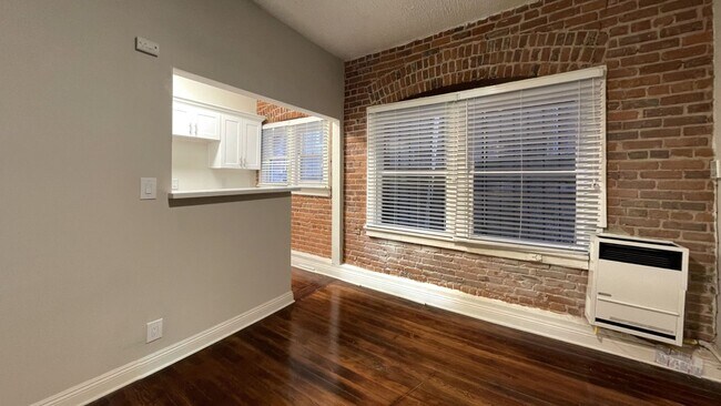 Foto del interior - Leeward Apts...New York Style..Gorgeous Newly Remodeled!
