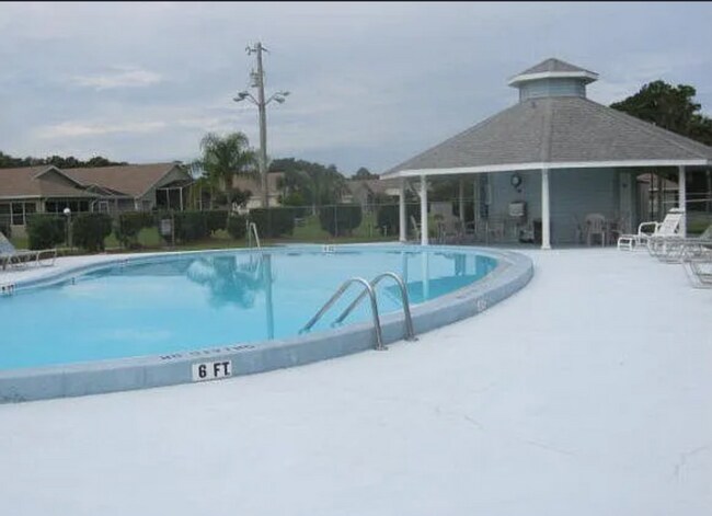 Foto del edificio - 973 Pritchard Island Rd