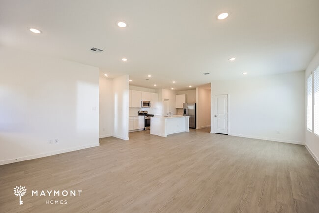 Building Photo - 2279 Ft Davis Pass