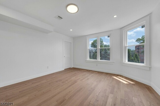 Foto del edificio - 78 Grove St