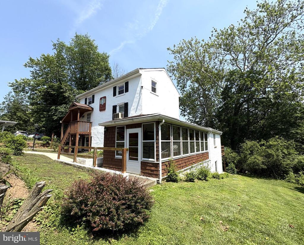 Primary Photo - 1664 Dekalb Pike