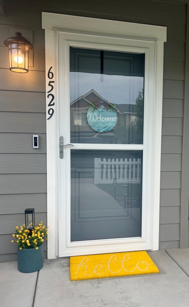 Foto del edificio - 6529 N Descartes Dr