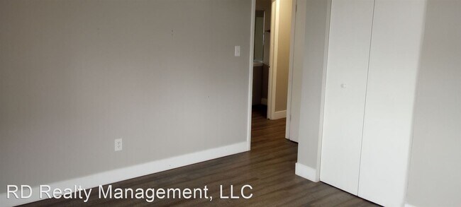 Building Photo - 2 br, 1 bath House - 1164 N Yosemite St #2B