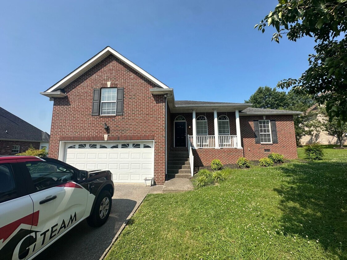Foto principal - 3222 Briarhill Ct