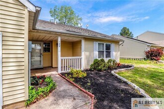 Building Photo - 149 Zwolak Ct
