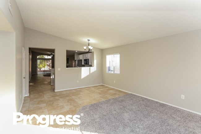 Building Photo - 8112 Shady Glen Ave