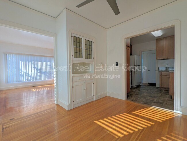 Building Photo - 4736 Meldon Ave