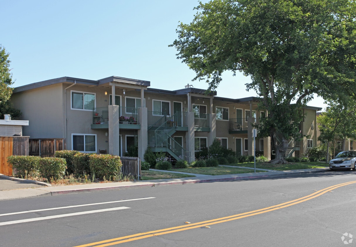 Primary Photo - Union Court