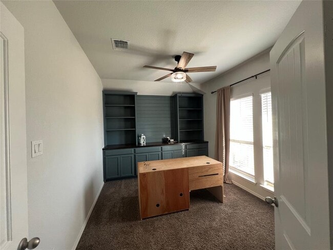 Building Photo - 200 Nathaniel Dr