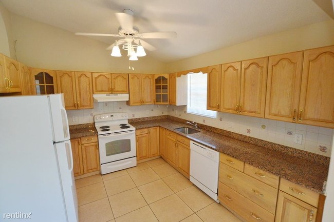 Building Photo - 3281 Palomino Dr