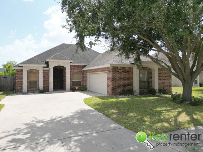 Building Photo - 3Bed/2Bath Gorgeous and move in ready.  (S...