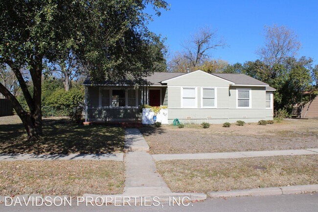 Building Photo - 3 br, 1.5 bath House - 309 Sutton Dr