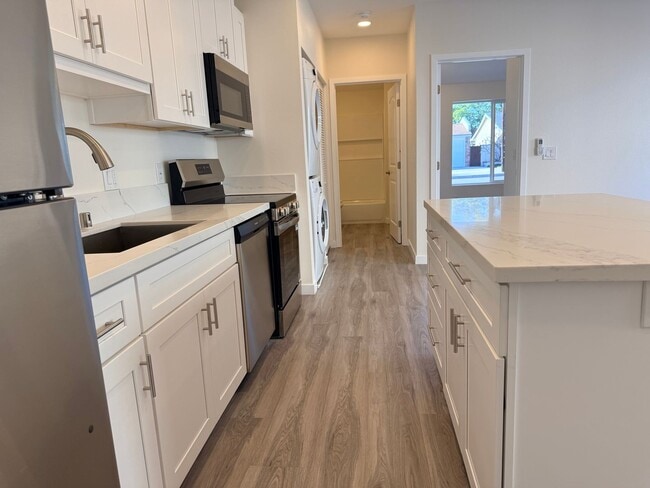 Building Photo - Charming Brand New Construction ADU in quiet neighborhood