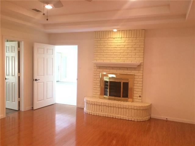Building Photo - 1717 Glade Rd