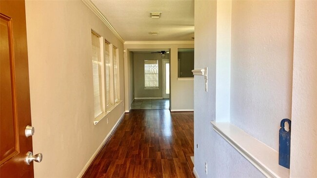 Foto del edificio - 6210 Cottage Stream Ln