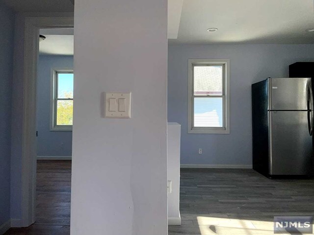 Foto del edificio - 40 Kaufman Ave