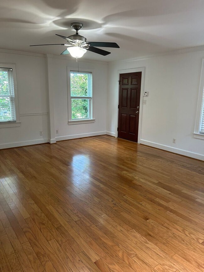 Foto del edificio - Greer, 3BD/2BA, 1441SF