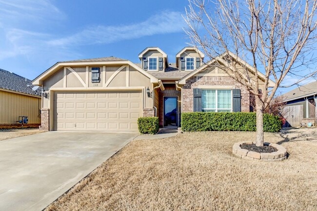 Building Photo - 3 Bed | 2 Bath in Owasso!