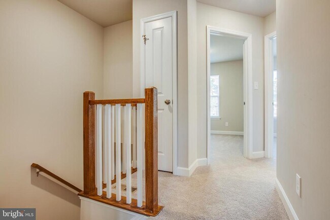 Foto del edificio - 80 Andrews Pl