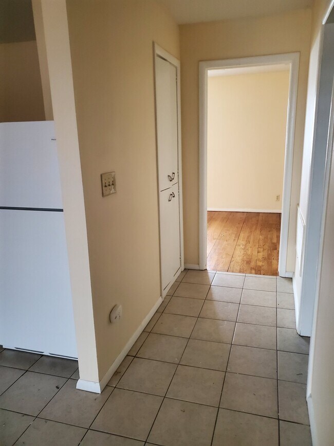Foto del edificio - 1750 E Cherry St