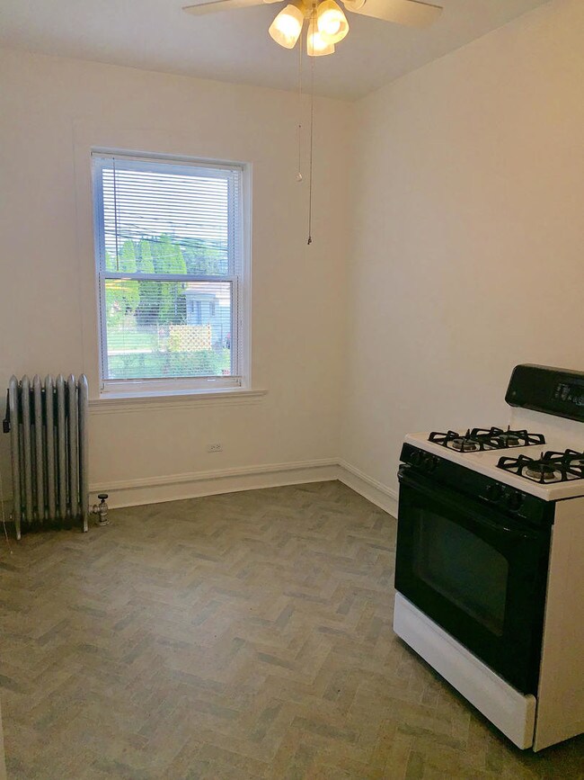 Foto del edificio - 4255 N Lockwood Ave