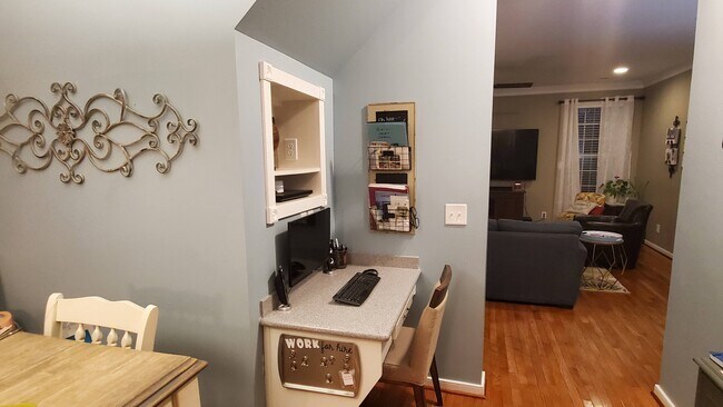 Building Photo - 115 Yardarm Ct