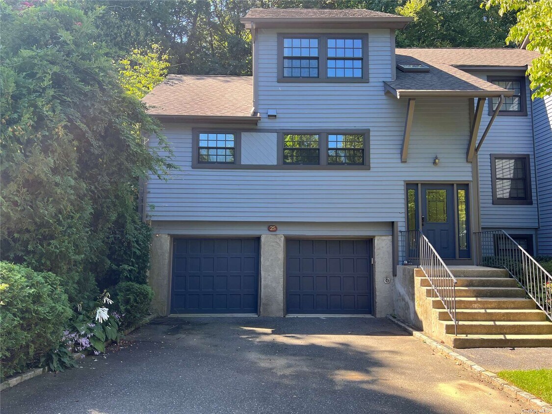 Foto principal - 25 Derby Ct