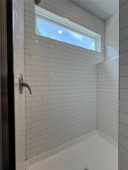 Foto del edificio - 1347 W Hendrix St