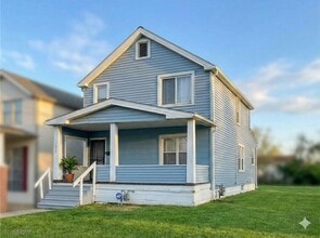 Building Photo - 14809 Darwin Ave