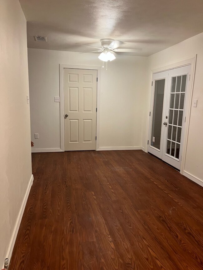 Foto del edificio - 3444 S Garrett St