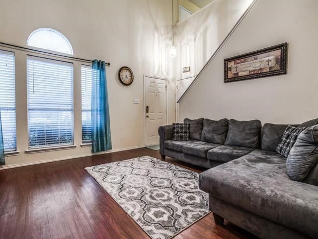 Foto del edificio - 3145 Partridge Ct
