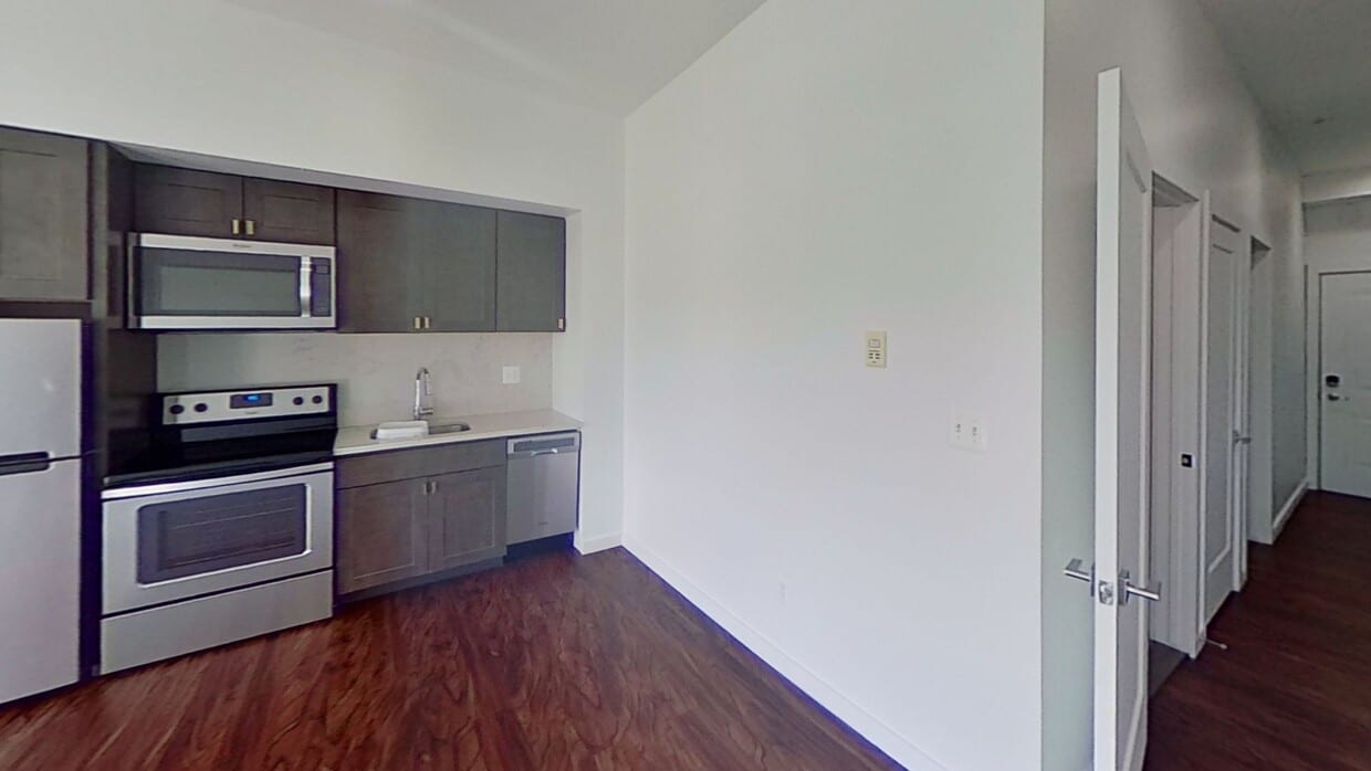 Photo - 824 N Calvert St Apartments