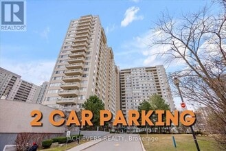 Building Photo - 3590 Kaneff Crescent