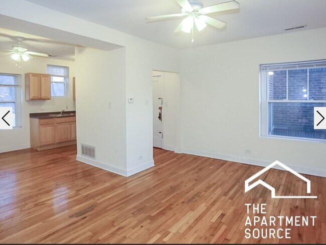 Foto del edificio - 3527 N Broadway