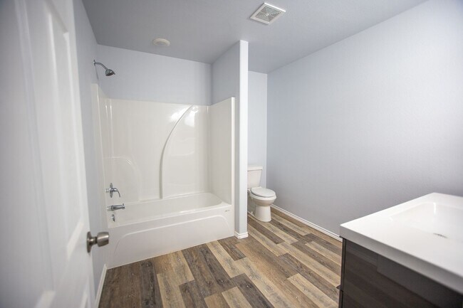 Foto del edificio - 3 Bedroom In Frenship ISD!