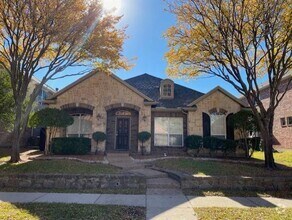 Building Photo - 2917 Cedar Wood Dr