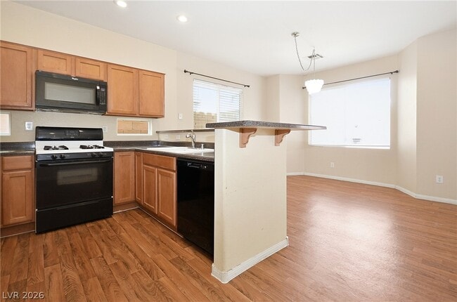 Building Photo - 10624 Allegrini Dr
