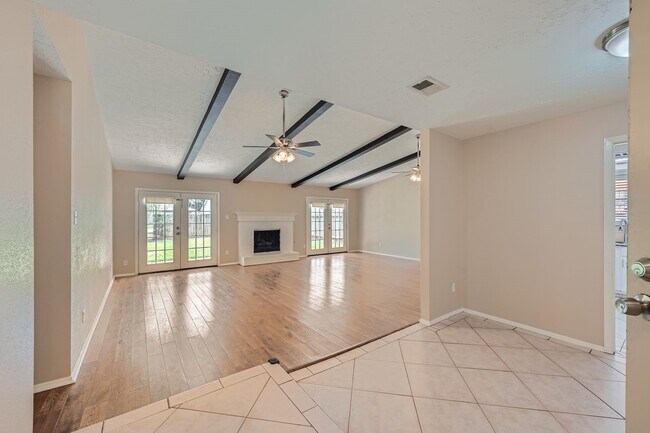 Foto del edificio - 9519 Landry Blvd