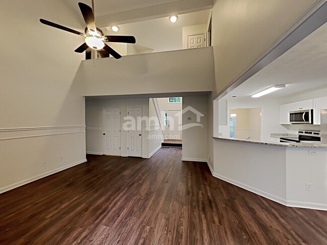 Foto del edificio - 795 Old Johnson Rd