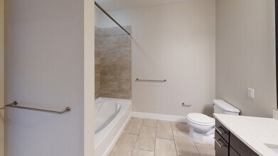 Interior Photo - Channel Mission Bay