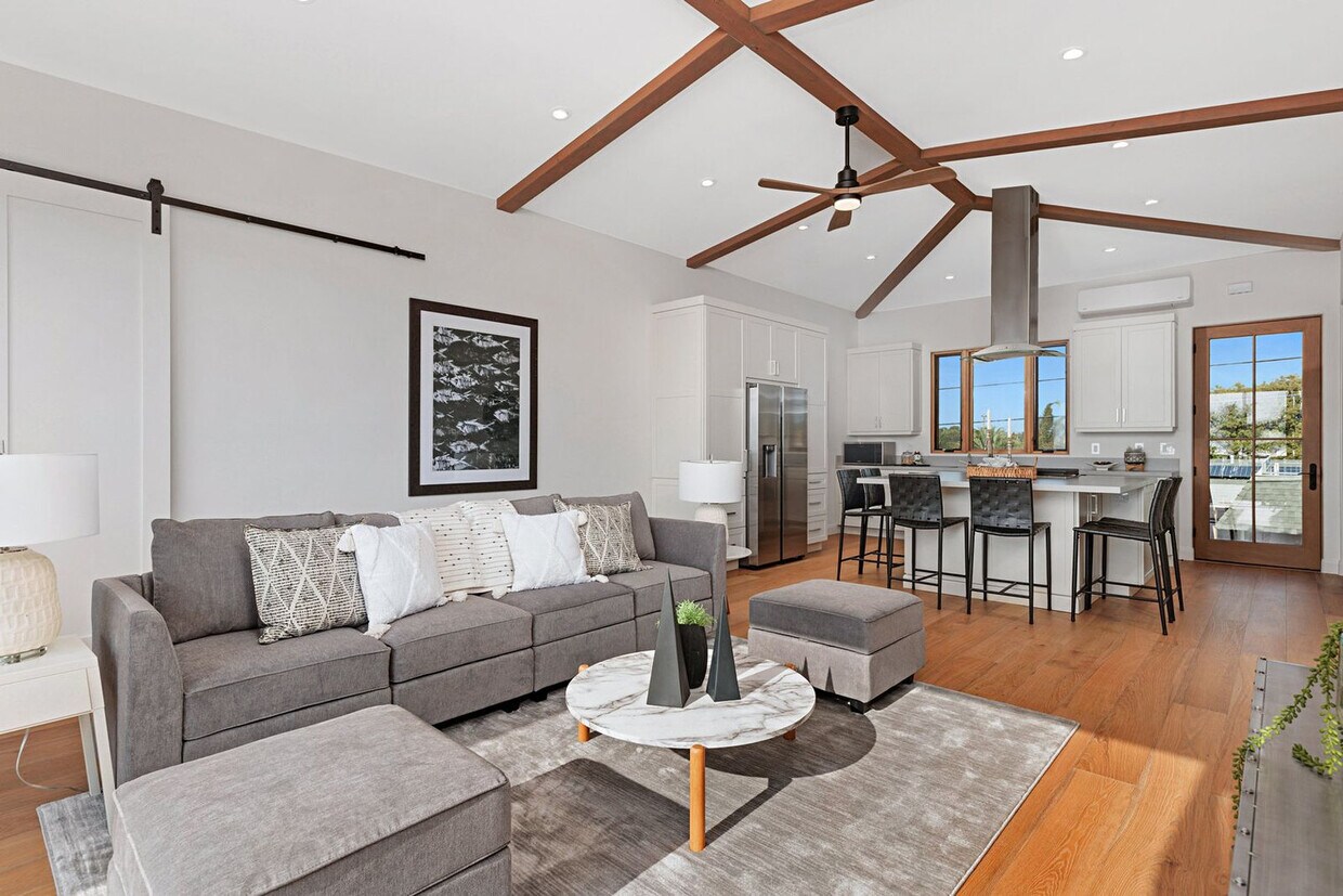Foto principal - 5194 Carlsbad Blvd