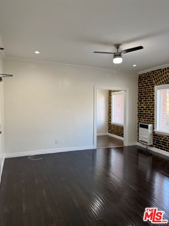 Foto del edificio - 738 S New Hampshire Ave